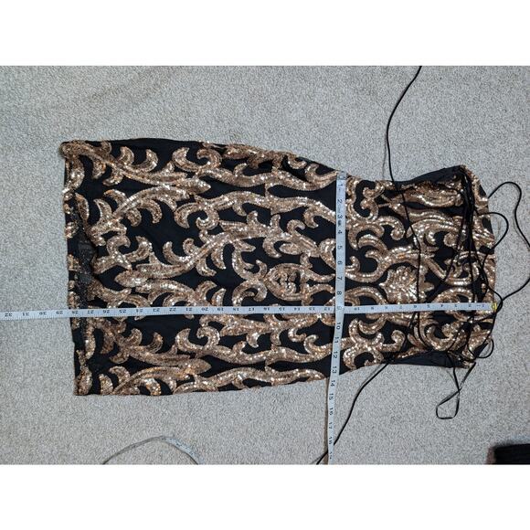 Lace Up Backless Sequin Dress - Picture 6 of 6